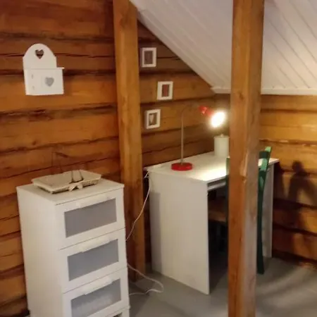 Kır Evi The House Near Arctic Circle *