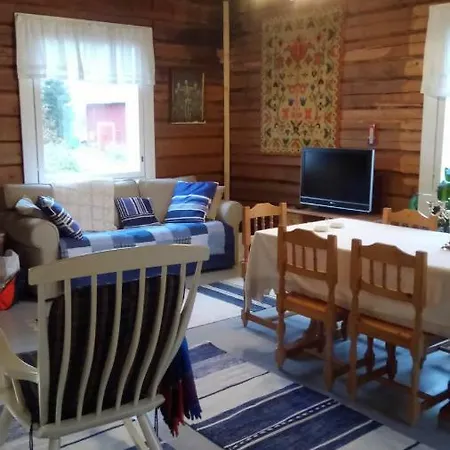 Kır Evi The House Near Arctic Circle