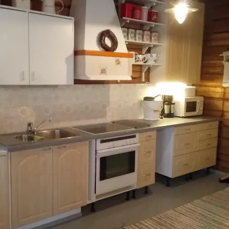 Kır Evi The House Near Arctic Circle *