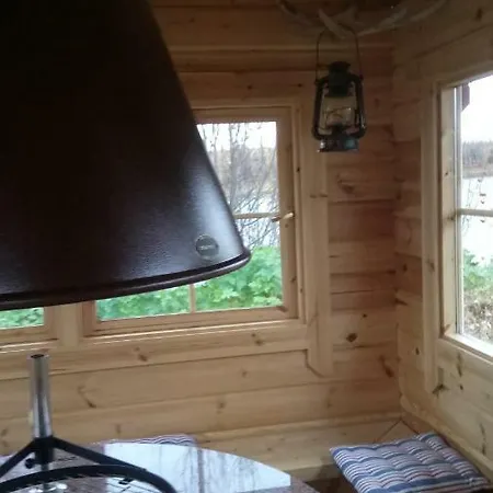 The House Near Arctic Circle Kır Evi *